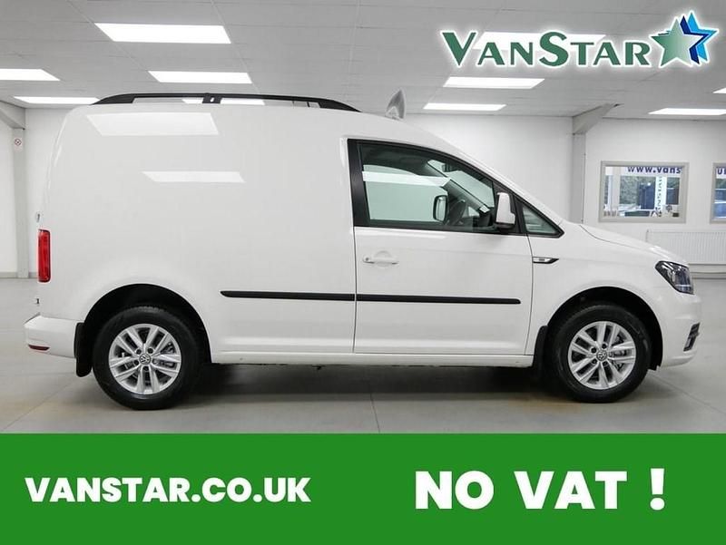 White Used 2017 VW Caddy Highline MPV | £14,989 (Fair price) - Image 1/4
