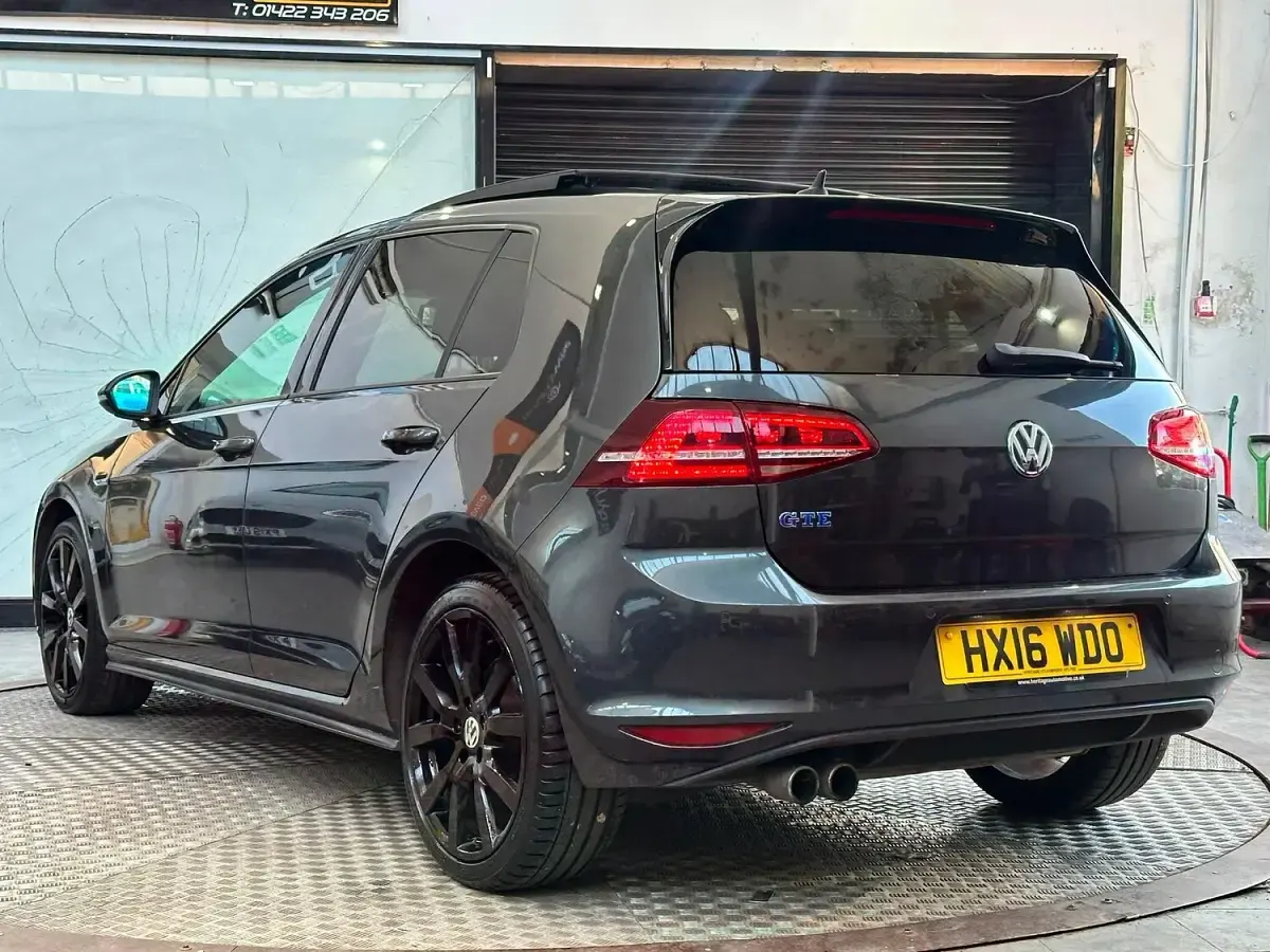 Used VW Golf VII GTE 2016 Grey Hatchback