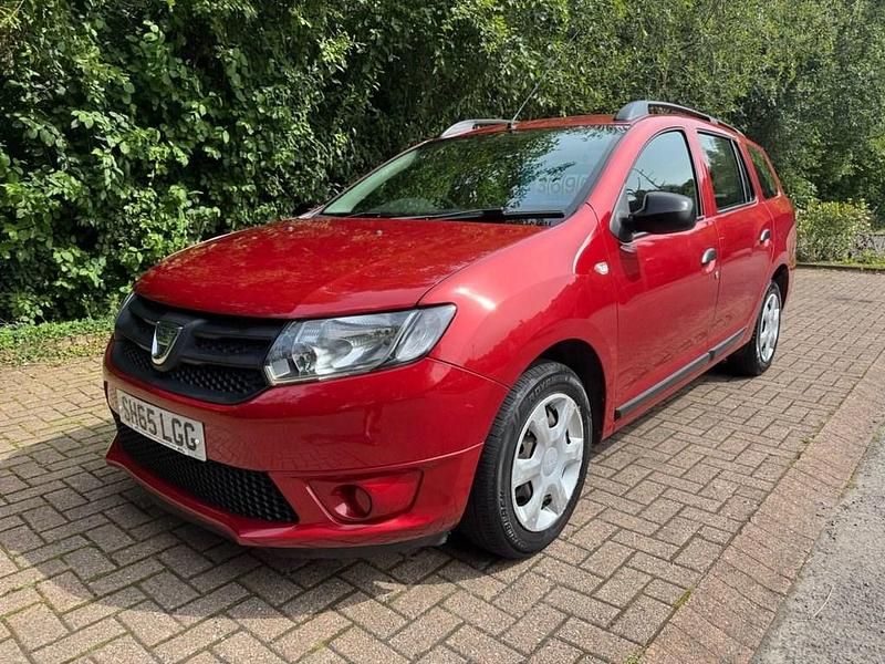 Red Used 2015 Dacia Logan MCV Ambiance Estate | £3,695 (Fair price) - Image 1/4