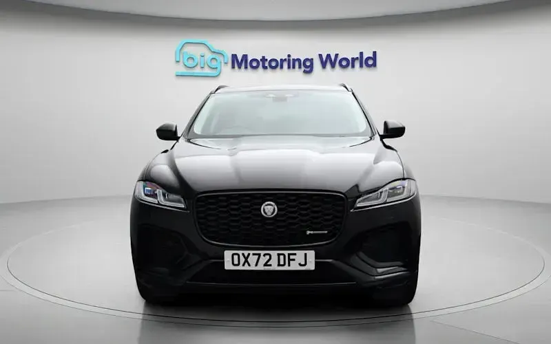 Used Jaguar F-Pace R-Dynamic 404 HP (297 kW) 2023 Black SUV