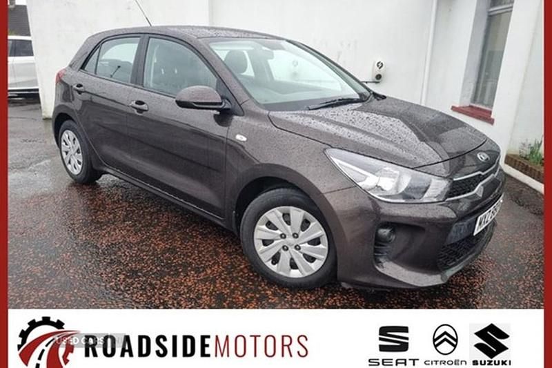 Used Kia Rio 83 HP (61 kW) 2019 Brown Hatchback