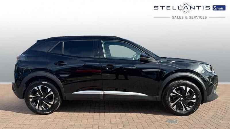 Black Used 2022 Peugeot e-2008 GT SUV | £16,559 (A bit pricey) - Image 1/4