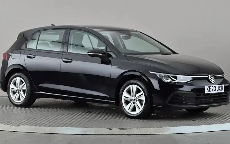Używany VW Golf VIII Life 150 KM (110 kW) 2023 Hatchback