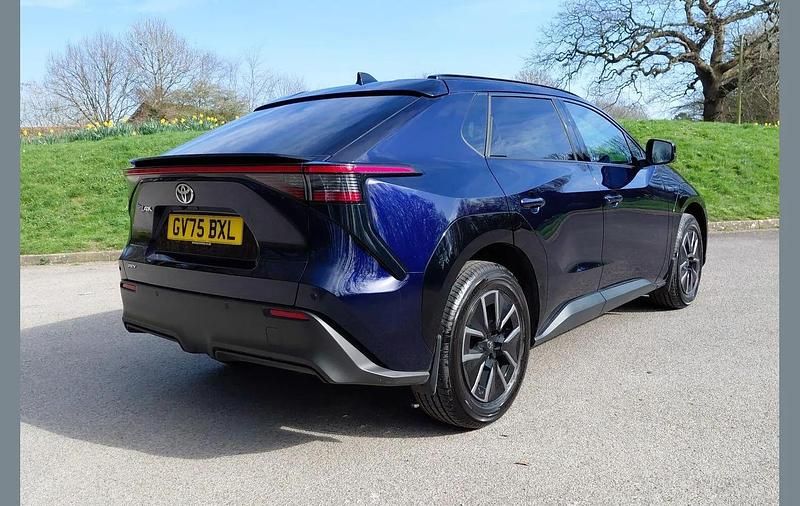 Used Toyota bZ4X Design 164 kW (224 HP) 2025 Blue SUV