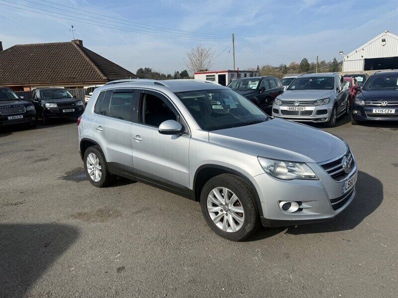 Silver Used 2010 VW Tiguan Match SUV | £3,995 (Fair price) - Image 1/4