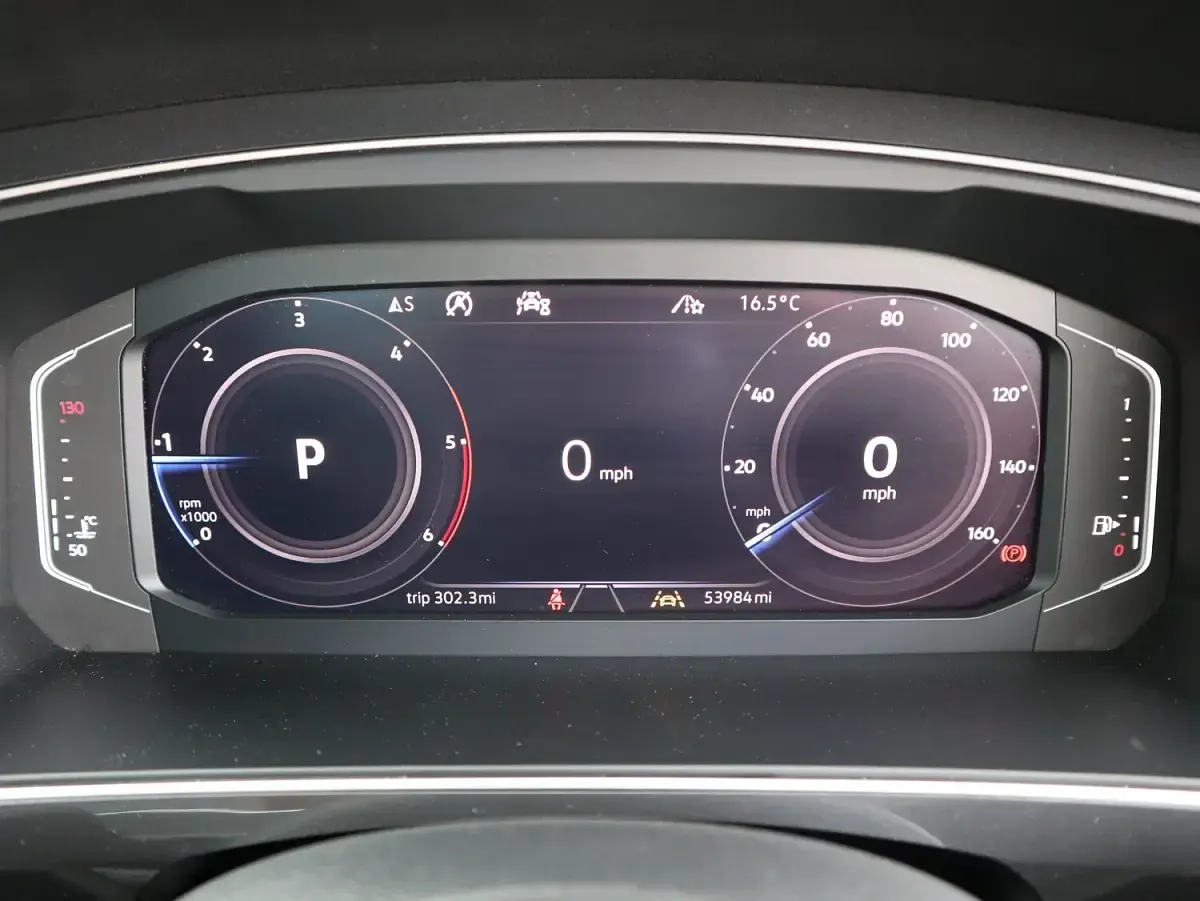 Used VW Tiguan R-line 150 HP (110 kW) 2020 Grey SUV