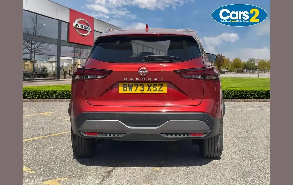 Used Nissan Qashqai N-Connecta 138 HP (101 kW) 2024 Red SUV