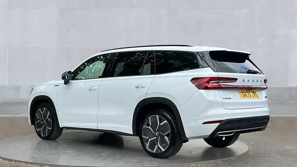 Used Skoda Kodiaq SportLine 150 HP (110 kW) 2026 White SUV