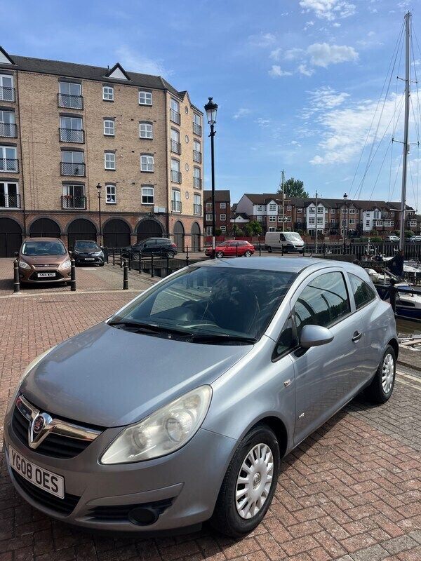 Silver Used 2008 Vauxhall Corsa Hatchback | £1,499 (Super price) - Image 1/4