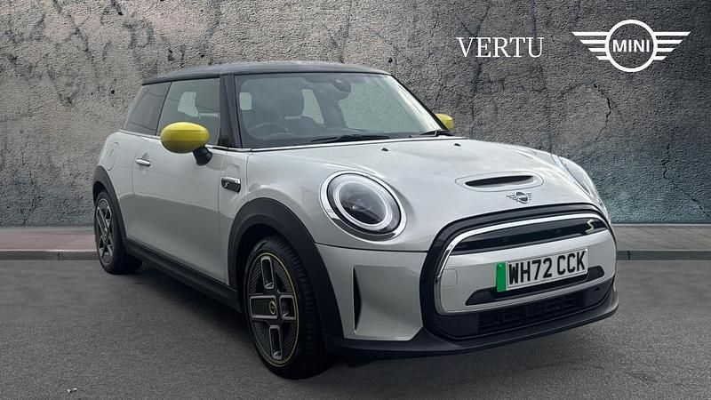 Used 2022 Mini Cooper S Level 2 Hatchback | £16,527 (Fair price) - Image 1/3