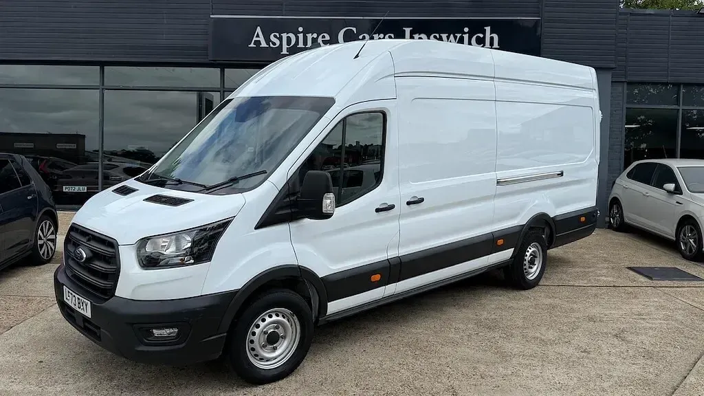 Used Ford Transit 130 HP (95 kW) 2024 White Van