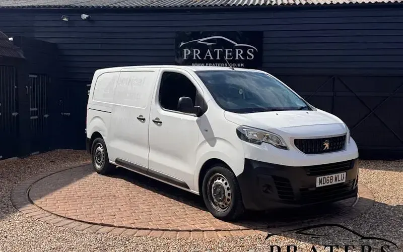 Used Peugeot Expert 95 HP (69 kW) 2019 Van