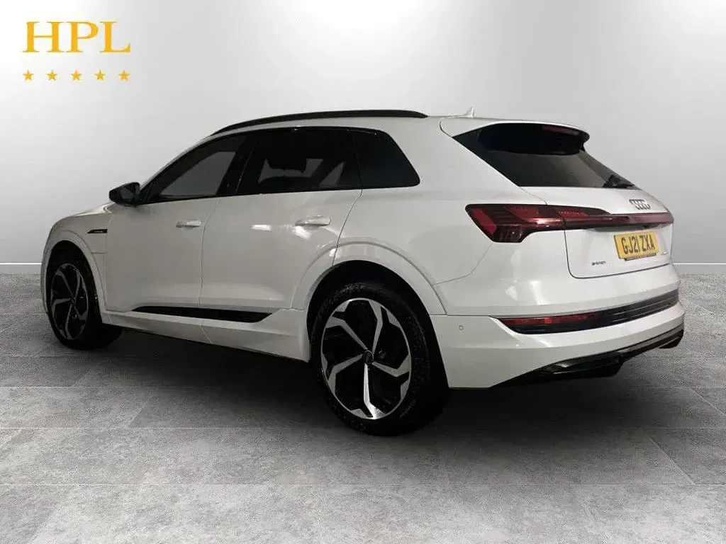Used Audi e-tron Black Edition 300 kW (408 HP) 2021 White SUV