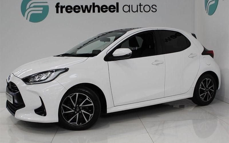 Używany Toyota Yaris Hybrid Design 116 KM (85 kW) 2025 Hatchback