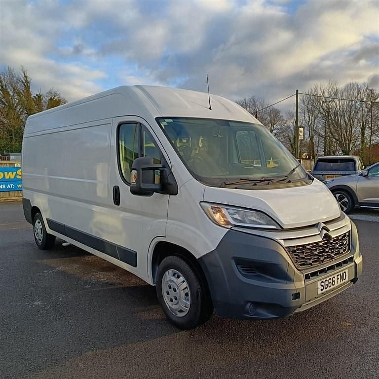 Used Citroën Relay 130 HP (95 kW) 2016 White Van