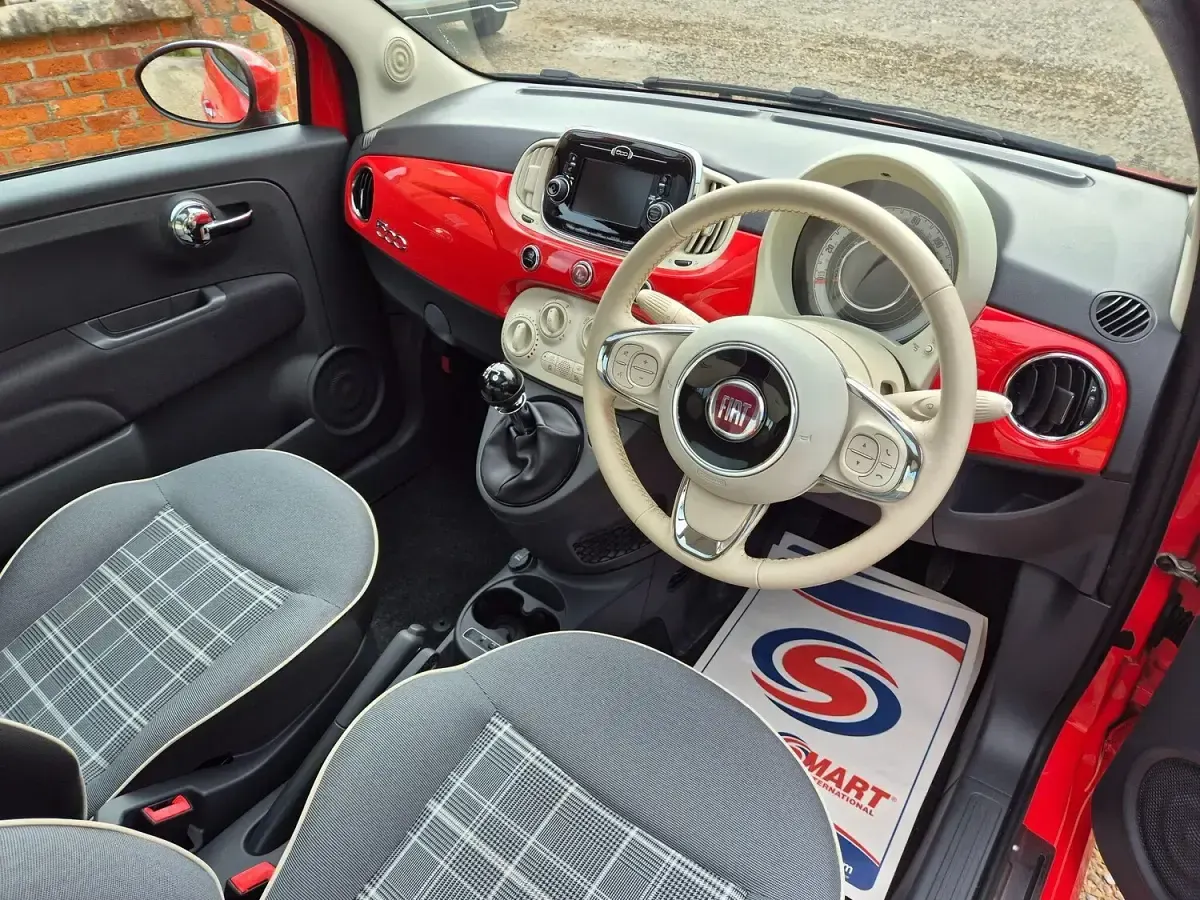 Used Fiat 500 Lounge 69 HP (50 kW) 2017 Pink Hatchback