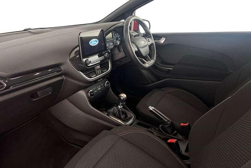 Used Ford Fiesta ST-Line 100 HP (73 kW) 2018 Red Hatchback