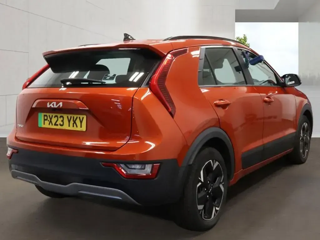 Used Kia e-Niro 11 kW (15 HP) 2023 SUV