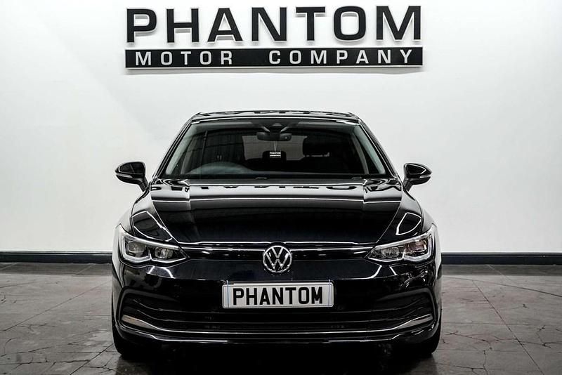 Begagnad VW Golf VII Style 2020 Svart Halvkombi