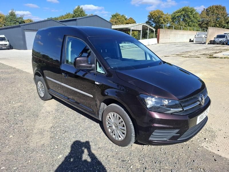 Purple Used 2017 VW Caddy Trendline MPV | £6,499 (Fair price) - Image 1/4