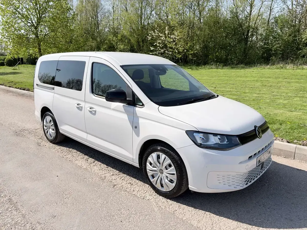 Used VW Caddy Life 122 HP (89 kW) 2022 White MPV