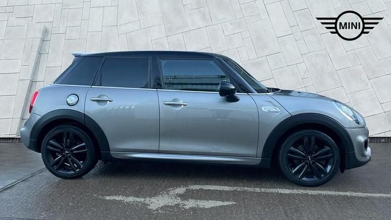 Used Mini Cooper S Hatch 189 HP (139 kW) 2018 Silver Hatchback