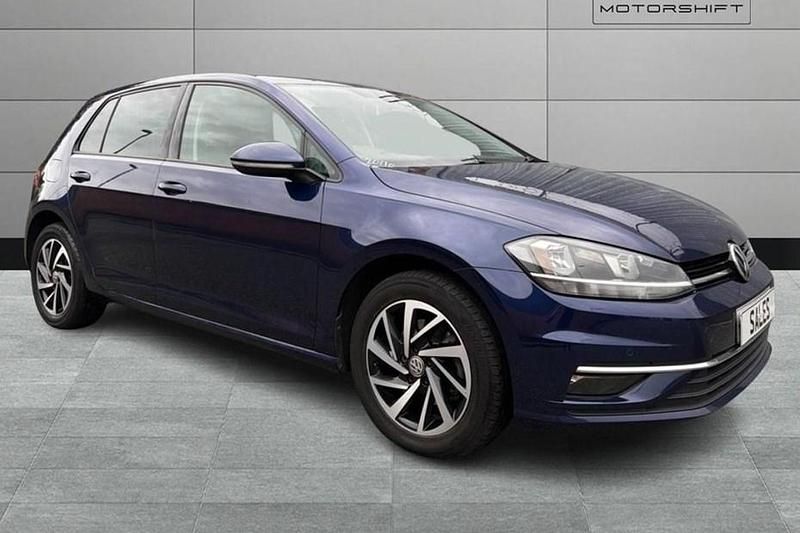 Used VW Golf VII Match 115 HP (84 kW) 2019 Blue Hatchback