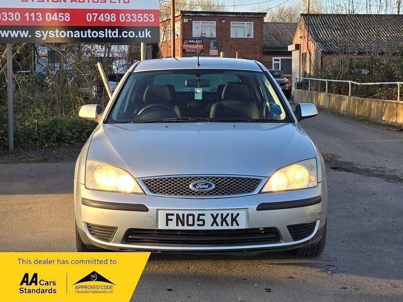 Used Ford Mondeo 2005 Silver Hatchback
