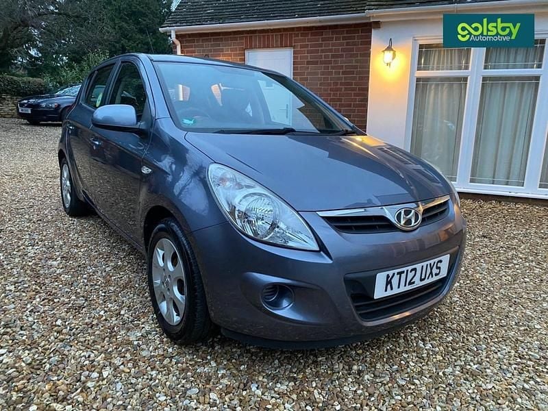 Grey Used 2012 Hyundai i20 Comfort Hatchback | £1,795 (Fair price) - Image 1/4