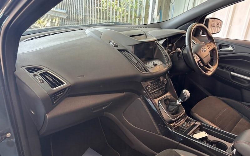 Begagnad Ford Kuga ST-Line 150 HK (110 kW) 2019 Grå SUV