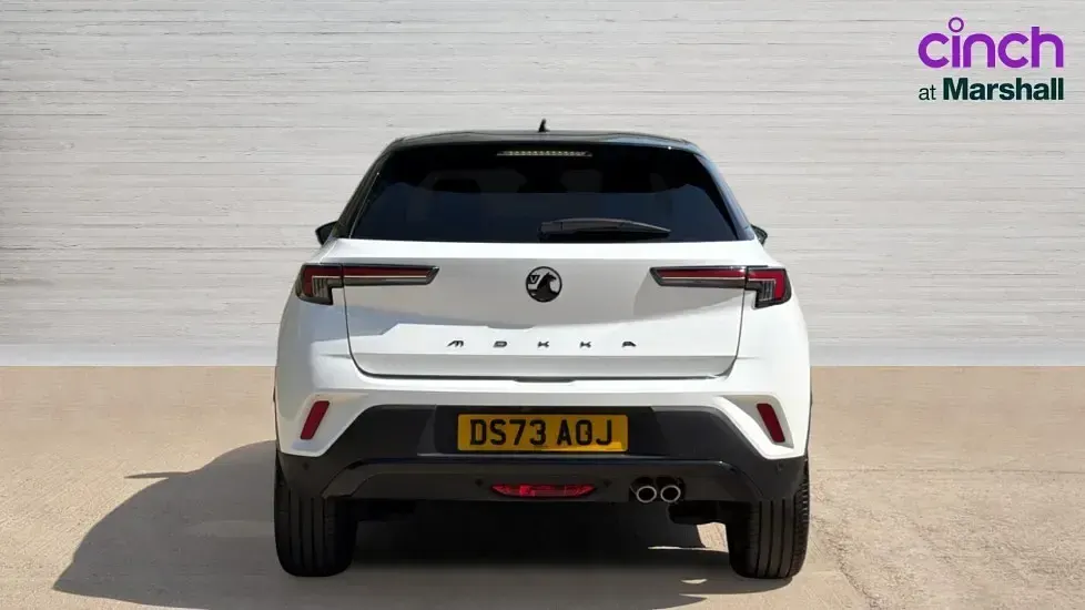 Used Vauxhall Mokka 136 HP (100 kW) 2023 White SUV
