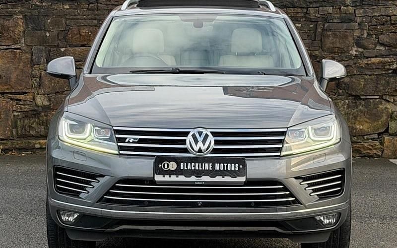 Used VW Touareg R-line Plus 262 HP (192 kW) 2016 Grey SUV