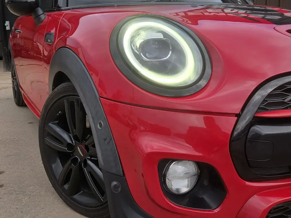 Used Mini Cooper S Hatch 2018 Red Hatchback