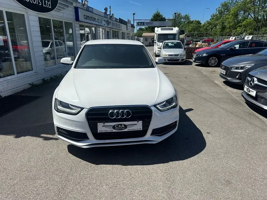 Used Audi A4 S-Line 170 HP (125 kW) 2015 White Sedan