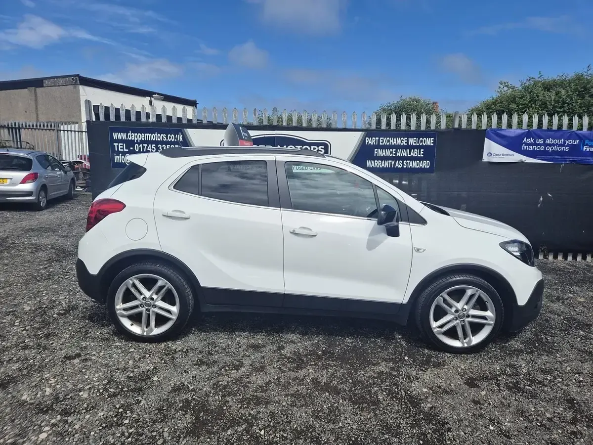 Used Vauxhall Mokka Edition 140 HP (102 kW) 2015 White SUV