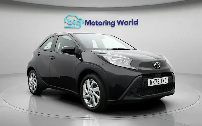 Used Toyota Aygo X PURE 72 HP (52 kW) 2025 SUV