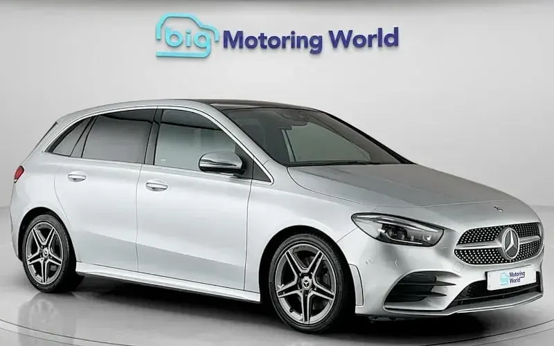Used Mercedes B220 AMG Line Premium Plus 190 HP (139 kW) 2019 Hatchback