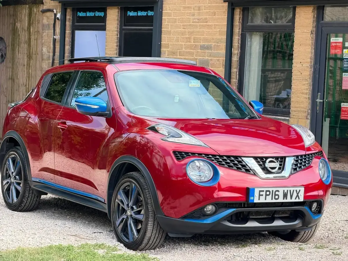 Used Nissan Juke Acenta Premium 110 HP (80 kW) 2016 Red SUV