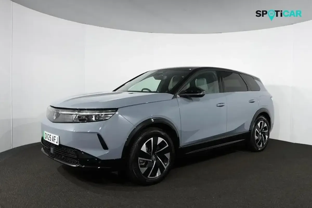 Used Vauxhall Grandland 154 kW (210 HP) 2025 Grey SUV