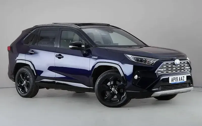 Used Toyota RAV4 Hybrid 218 HP (160 kW) 2019 SUV