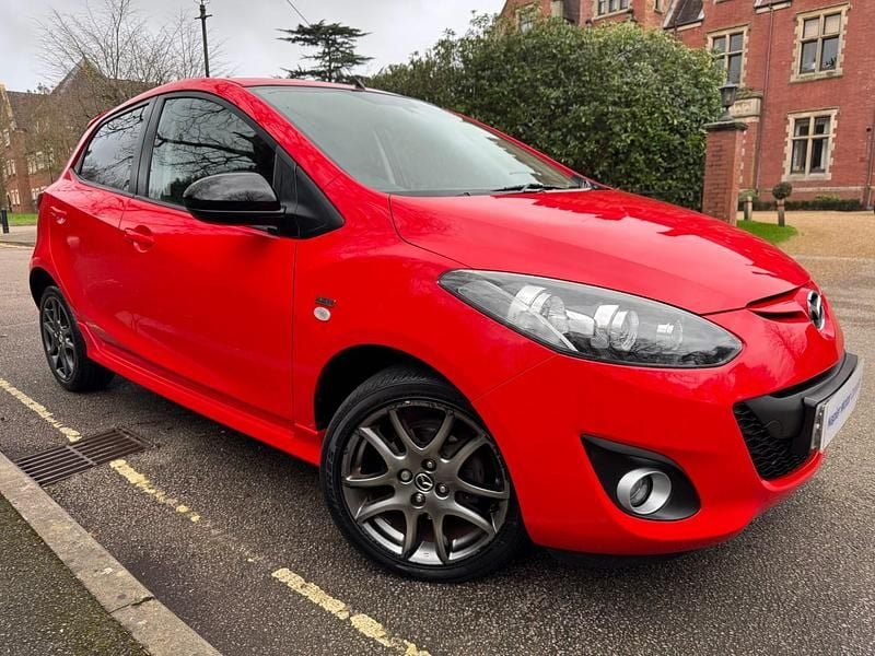 Used Mazda 2 Edition 84 HP (61 kW) 2013 Red Hatchback