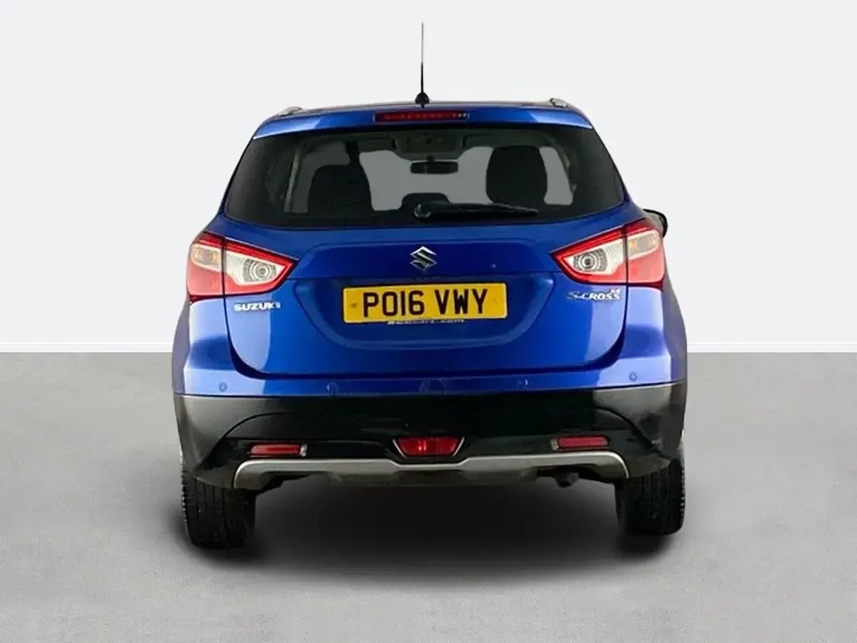 Usado Suzuki SX4 SZ-T 120 CV (88 kW) 2016 Azul Utilitario