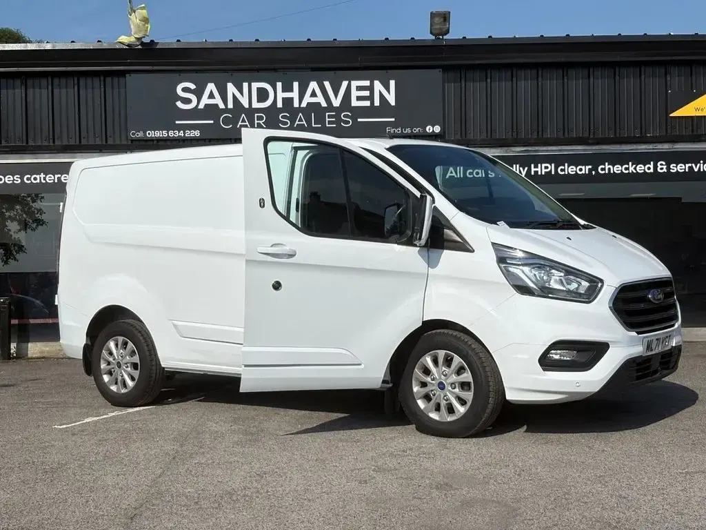 Used Ford Transit Custom Limited 130 HP (95 kW) 2021 White Van