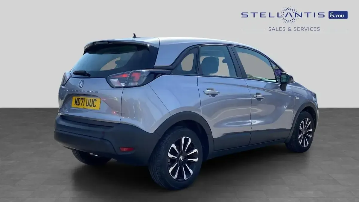 Usado Vauxhall Crossland Edition 82 CV (60 kW) 2022 Gris SUV
