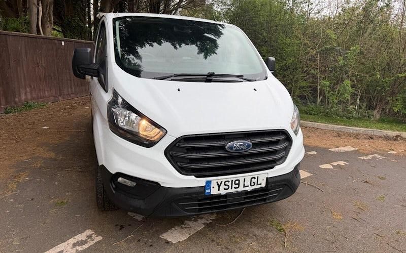 Gebraucht Ford Transit Custom 105 PS (77 kW) 2019 Weiß Van
