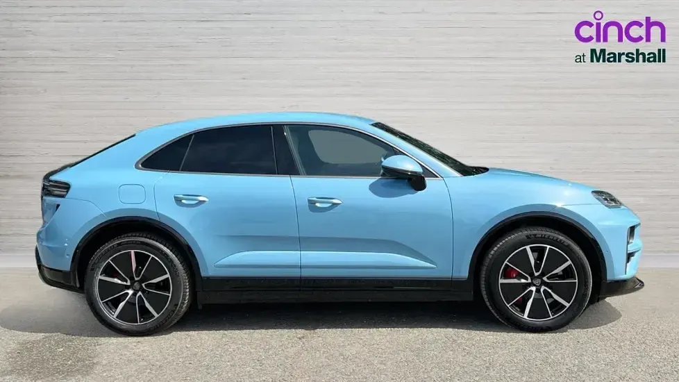 Used Porsche Macan 4 Electric 469 kW (639 HP) 2025 Blue SUV