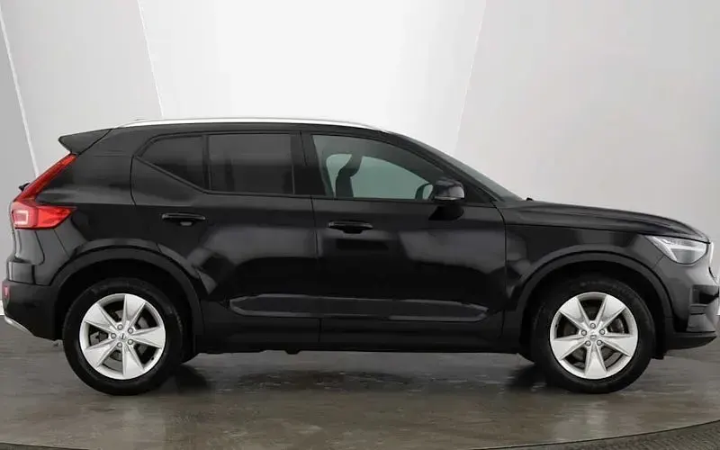 Used Volvo XC40 Core 163 HP (119 kW) 2026 SUV