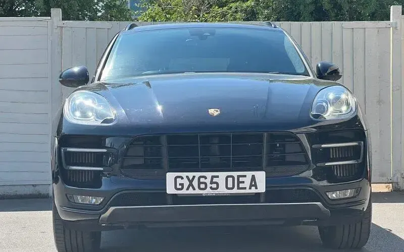 Used Porsche Macan Turbo 400 HP (294 kW) 2017 SUV