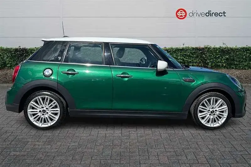 Used Mini Cooper S Exclusive 178 HP (130 kW) 2021 Green Hatchback