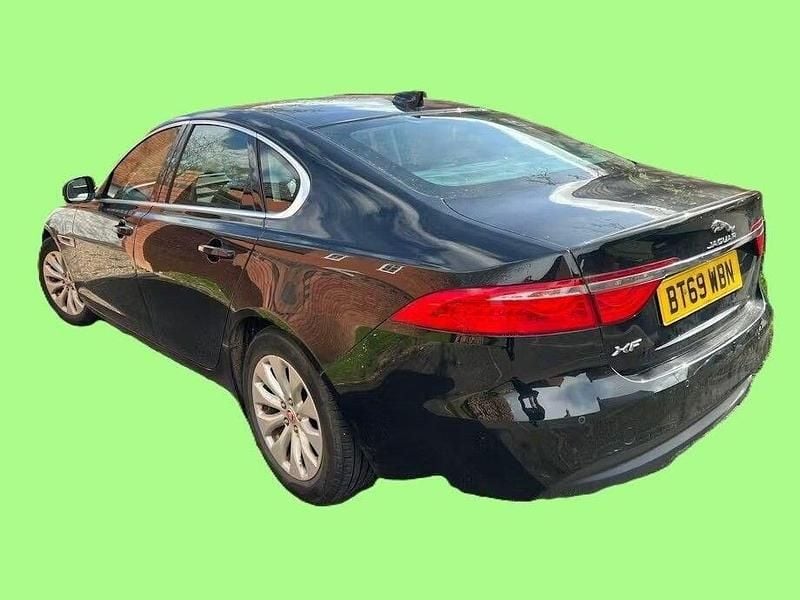 Used Jaguar XF Portfolio 163 HP (119 kW) 2019 Black Sedan